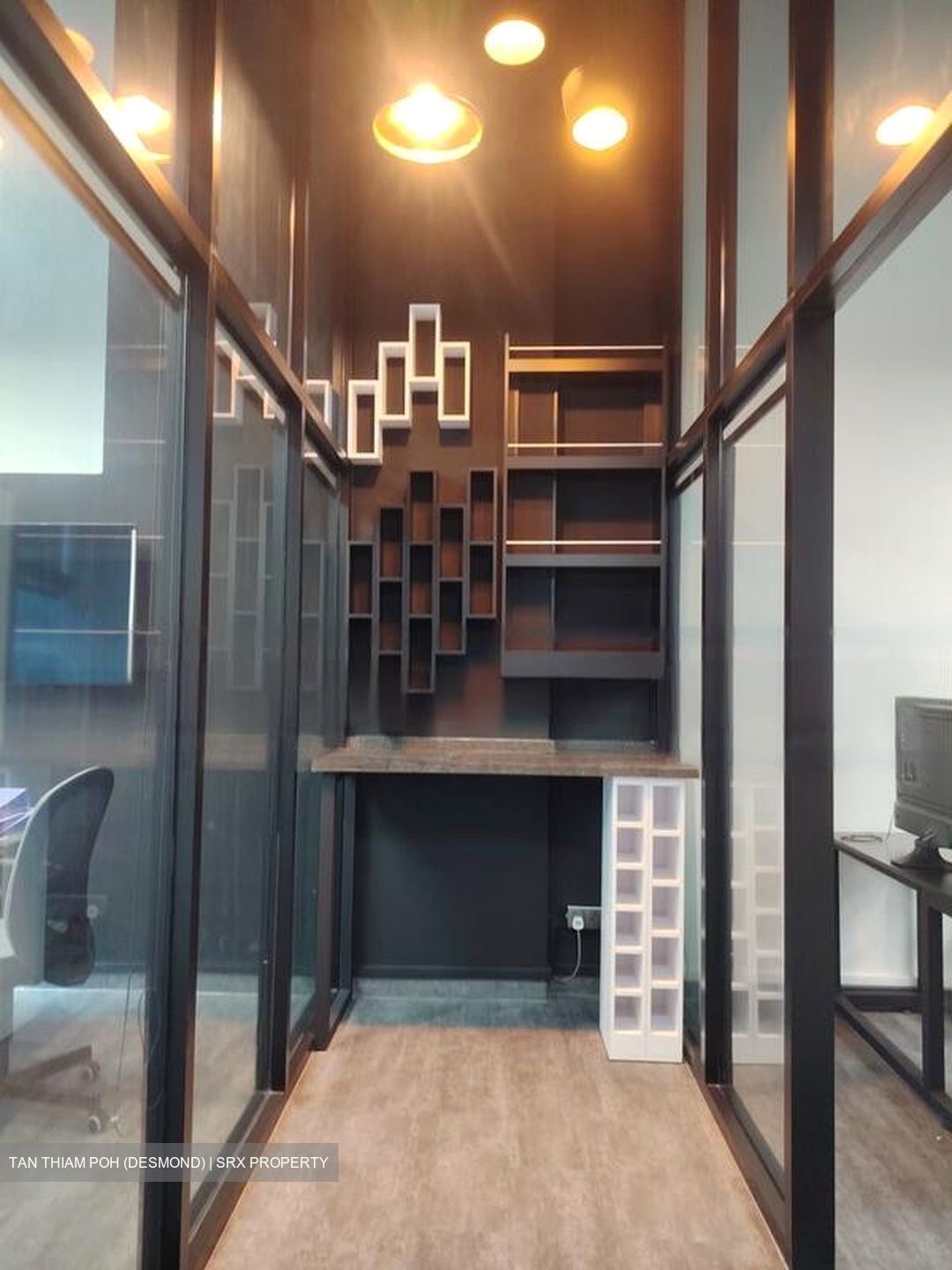 Tahir Building (D1), Office #460743101